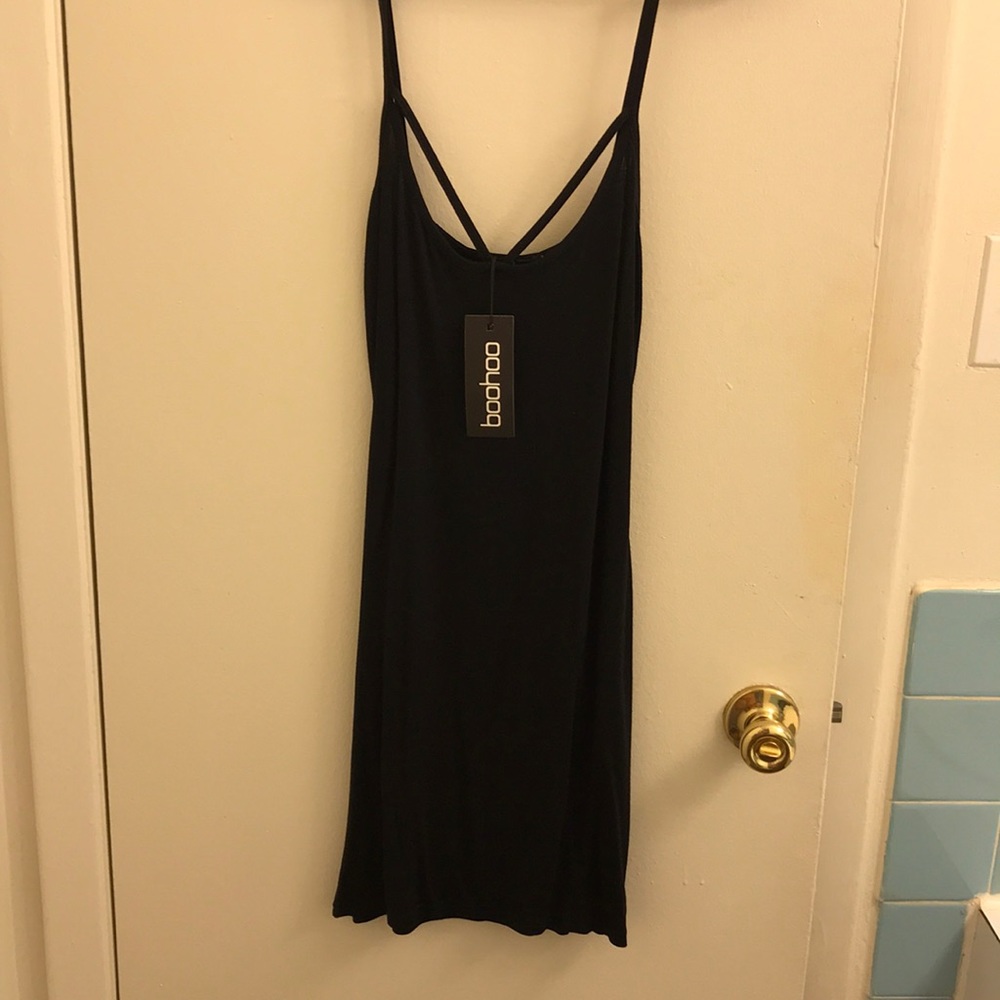 Black bodycon dress